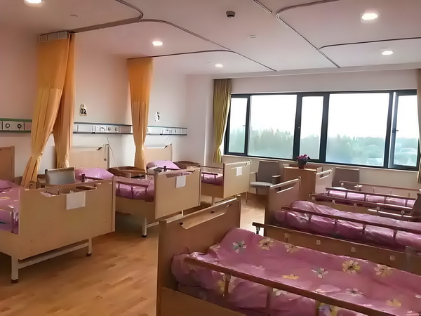 妃缠病王，腹黑相公
